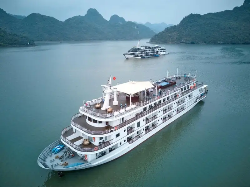 Cruise from hanoi to halong